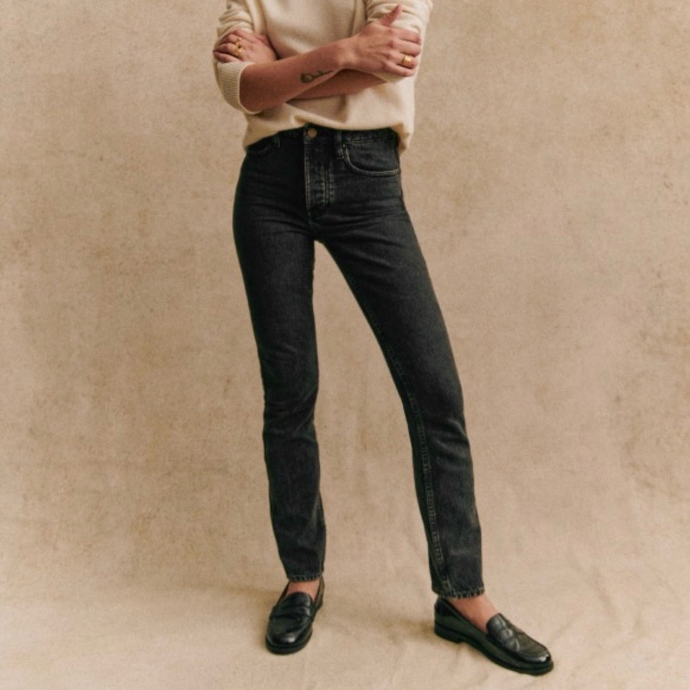 Sezane Brut Sexy straight black jeans - Size 34